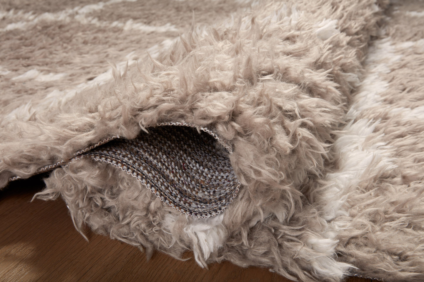 Angela Rose x Loloi Amira Khaki / Ivory Rug