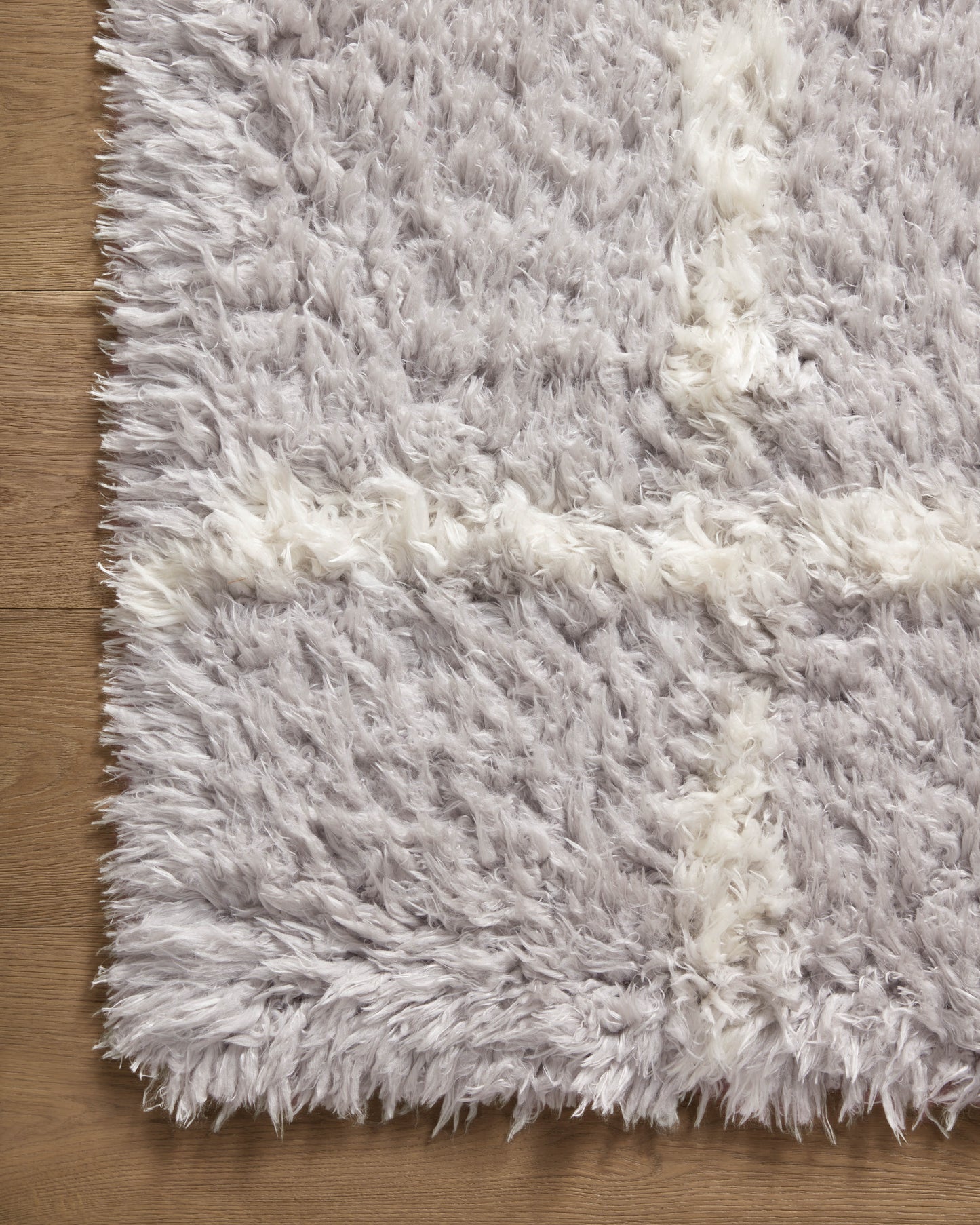 Angela Rose x Loloi Amira Silver / Ivory Rug