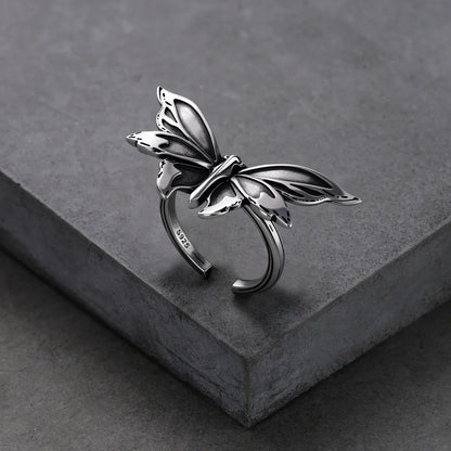 ETERNAL MOTH RINGS
