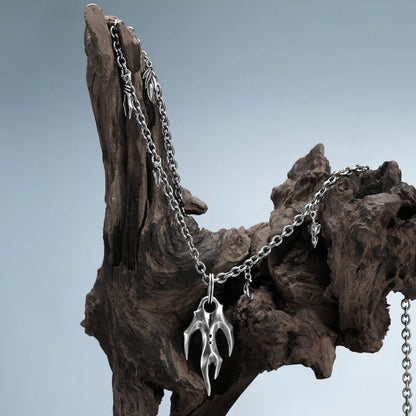 FERAL HUSK NECKLACE