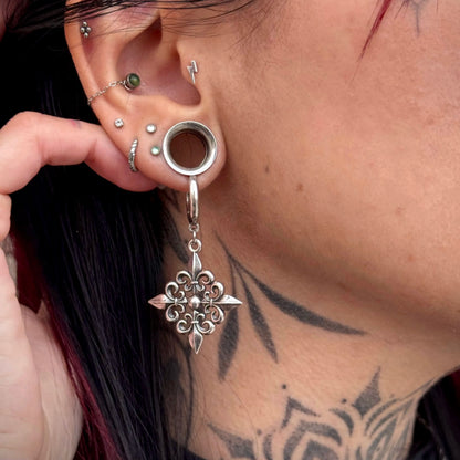 FLEUR-DE-LIS ELEGANCE EARRINGS